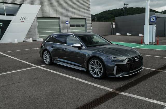 Audi RS64.0 TFSI Avant Dynamik Keramik Laser 5y Garantie