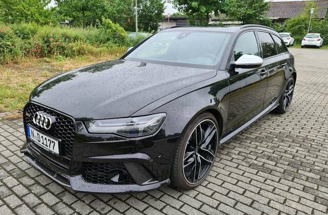 Audi RS6Avant performance GARANTIE; WARTUNG NEU, Akrapovic