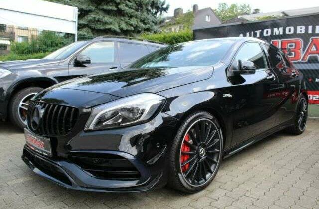 Mercedes-Benz A 45 AMG4-Matic *AERO-DYN-RACE*PANO*PERF-SITZ*