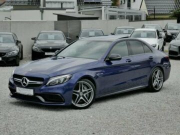Mercedes-Benz C 63 AMG*635PS*BURMESTER*PANORAMA*WENIG KM*NAVI