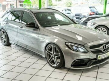 Mercedes-Benz C 63 AMGC -Klasse T-Modell C63 AMG Performance LED Navi