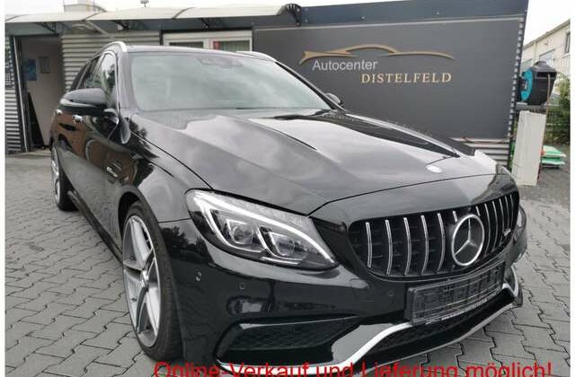 Mercedes-Benz C 63 AMGHUD Pano Navi PDC