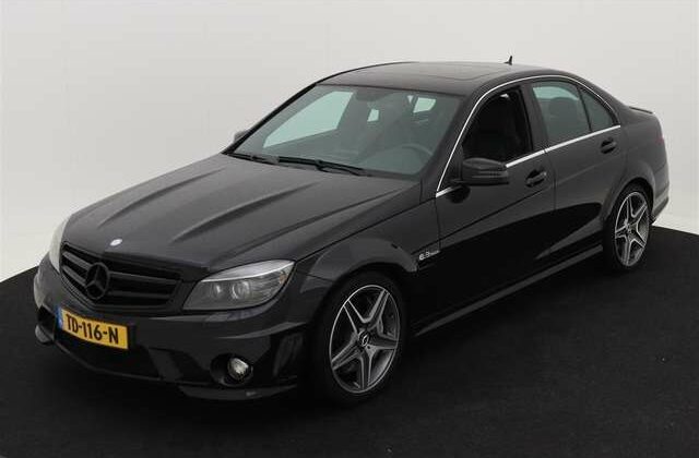 Mercedes-Benz C 63 AMGLim./ Leder/ Bi-Xenon/ S.Dach/ Memory 336 kW (4…