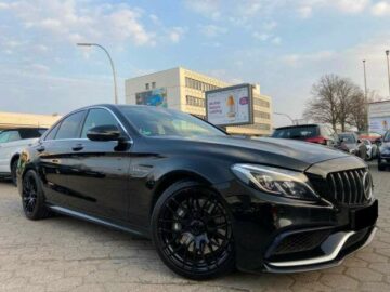 Mercedes-Benz C 63 AMGPano*COMAND*Leder*DistPlus*MenorySitze