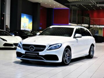 Mercedes-Benz C 63 AMGS*SPORTABGAS*HEAD-UP*LED*BURMESTER*