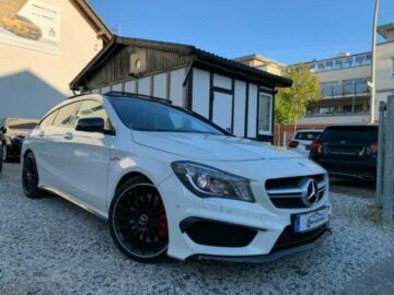 Mercedes-Benz CLA 45 AMG4Matic*Night-Paket*Panoramadach*