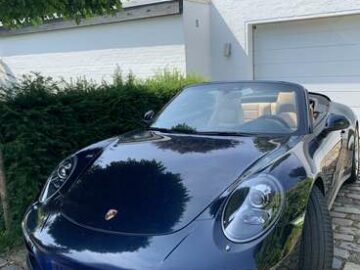 Porsche 911Carrera 4S Cabriolet