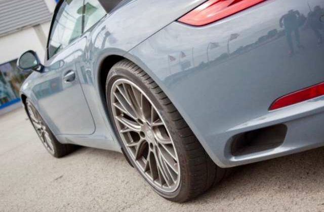 Porsche 911Carrera Cabrio m Sportpaket u Approved Garantie