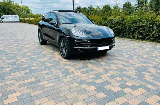 Porsche CayenneDiesel Tiptronic S /Sportpaket/Panorama/