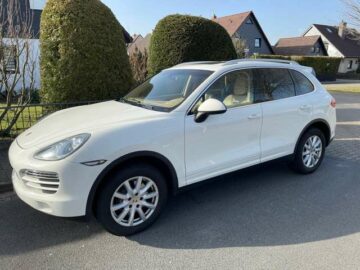 Porsche CayenneGrundausstattung