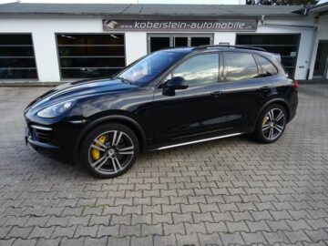 Porsche CayenneTurbo*Ceramic,Standheiz,Panorama,21´´Top