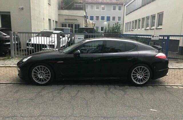 Porsche Panamera 4 ” SPORTABGASANLAGE “STANDHZG.”