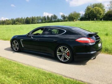 Porsche Panamera 4S PDK Sport Chrono Plus Approved/Assistance