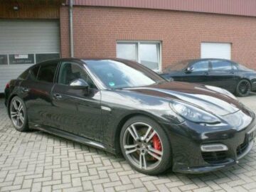 Porsche Panamera GTS Burmester, Glasdach, Carbon, 20Zoll