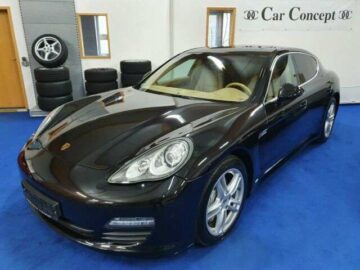 Porsche Panamera S MOTOR NEU Leder Navi PASM Chrono