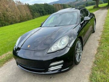 Porsche Panamera S