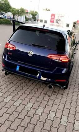 Volkswagen Golf GTI(BlueMotion Technology) DSG