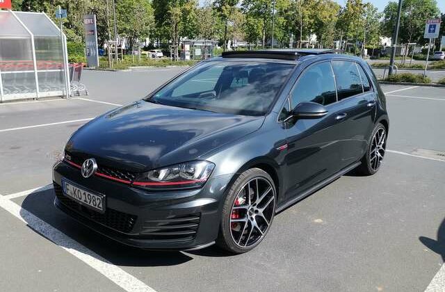 Volkswagen Golf GTI Performance BlueMotion Technology DSG, Leder, ACC