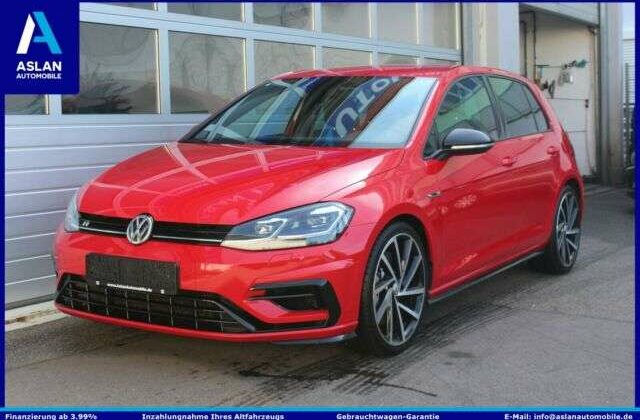 Volkswagen Golf R 4M Performance AKRAPOVIC/vMax/Navi/ACC/19