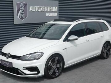 Volkswagen GolfR+ DSG+ 4-MOTION+ PANORAMA+ KAMERA+ LED+