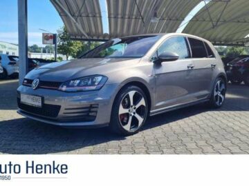 Volkswagen Golf VII 2.0 GTI DYNAUDIO / Bi-Xenon / Garantie bis 11/