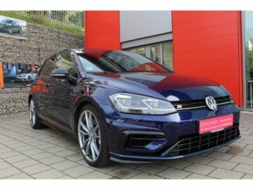 Volkswagen GolfVII 2.0 TSI 4MOTION DSG R NAVI PRO LED ACC 19 PERF