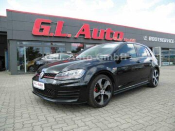 Volkswagen GolfVII Lim. GTI/NAVI/XENON/PDC/SH/KLIMAAU./TEM