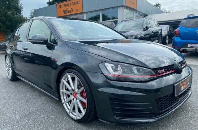Volkswagen GolfVII Lim. GTI Performance BMT/Navi/ACC/PDC